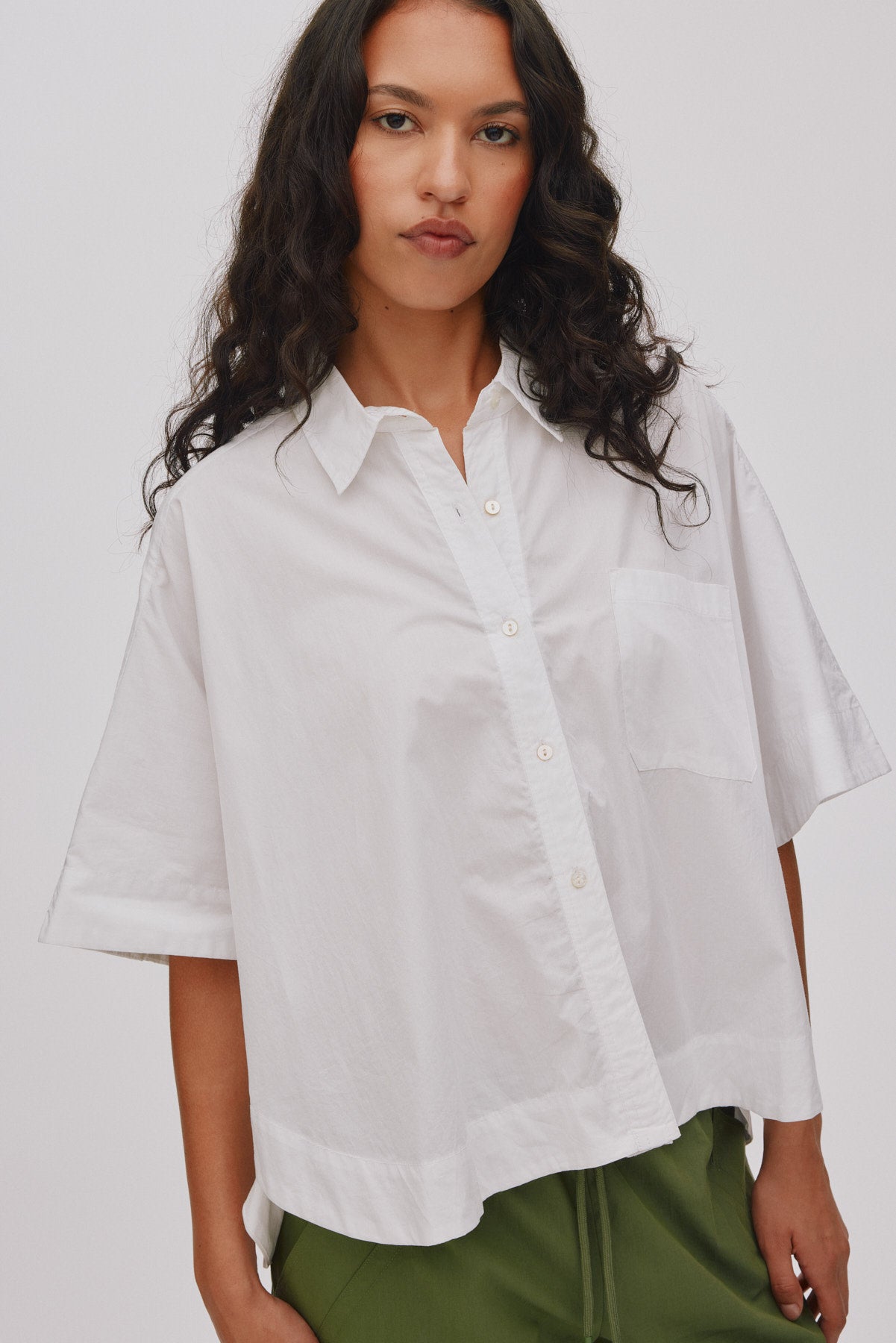 Berte - Poplin curved hem shirt I Light blue 4 - Rabens Saloner