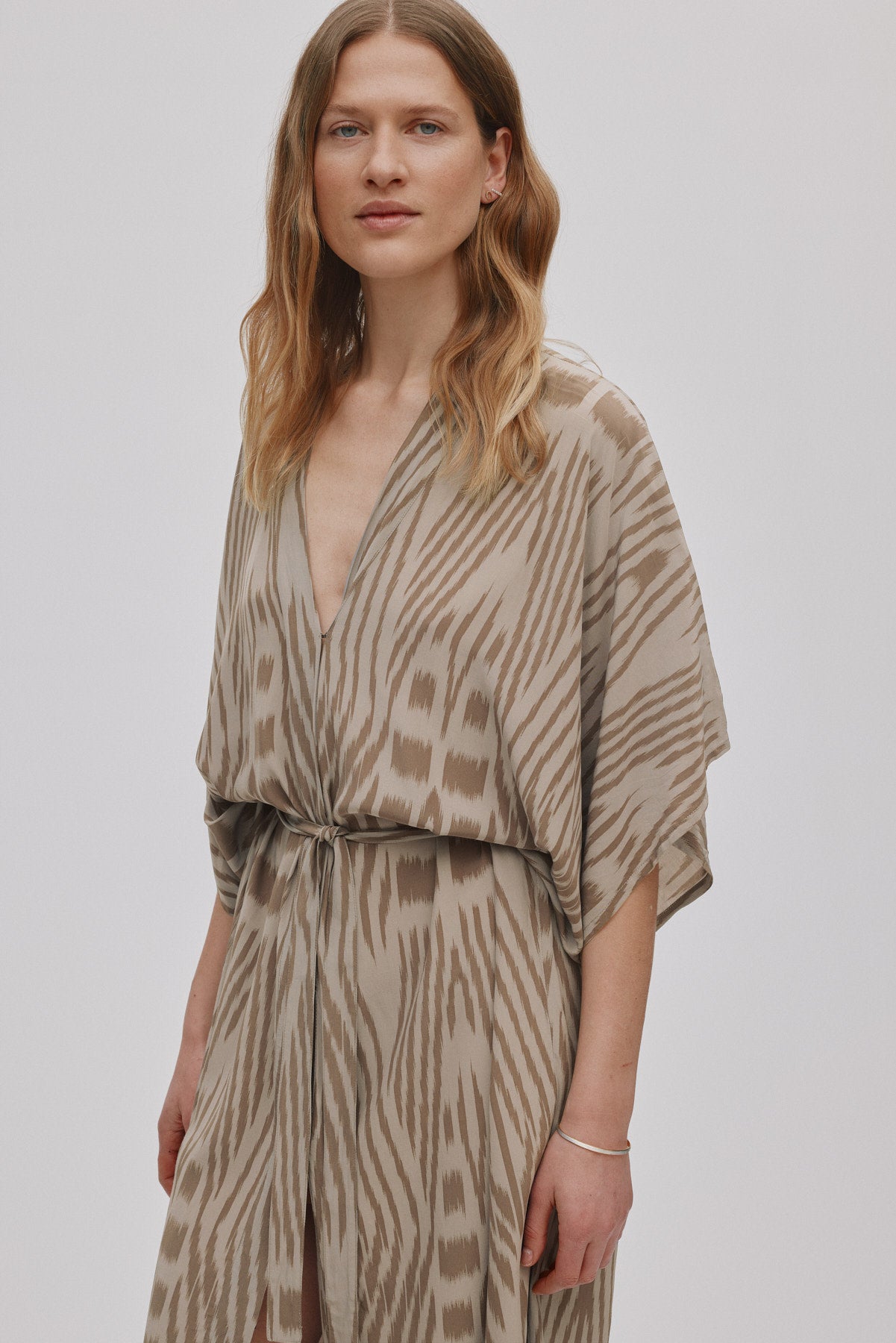 Alesandra - Ombre ikat kimono dress I Cognac combo 2 - Rabens Saloner
