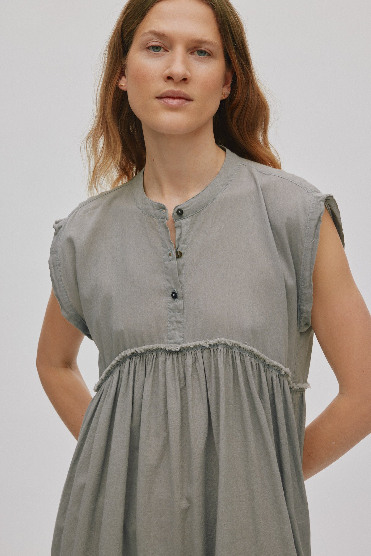 Devina - Cotton dress I Cement 5 - Rabens Saloner