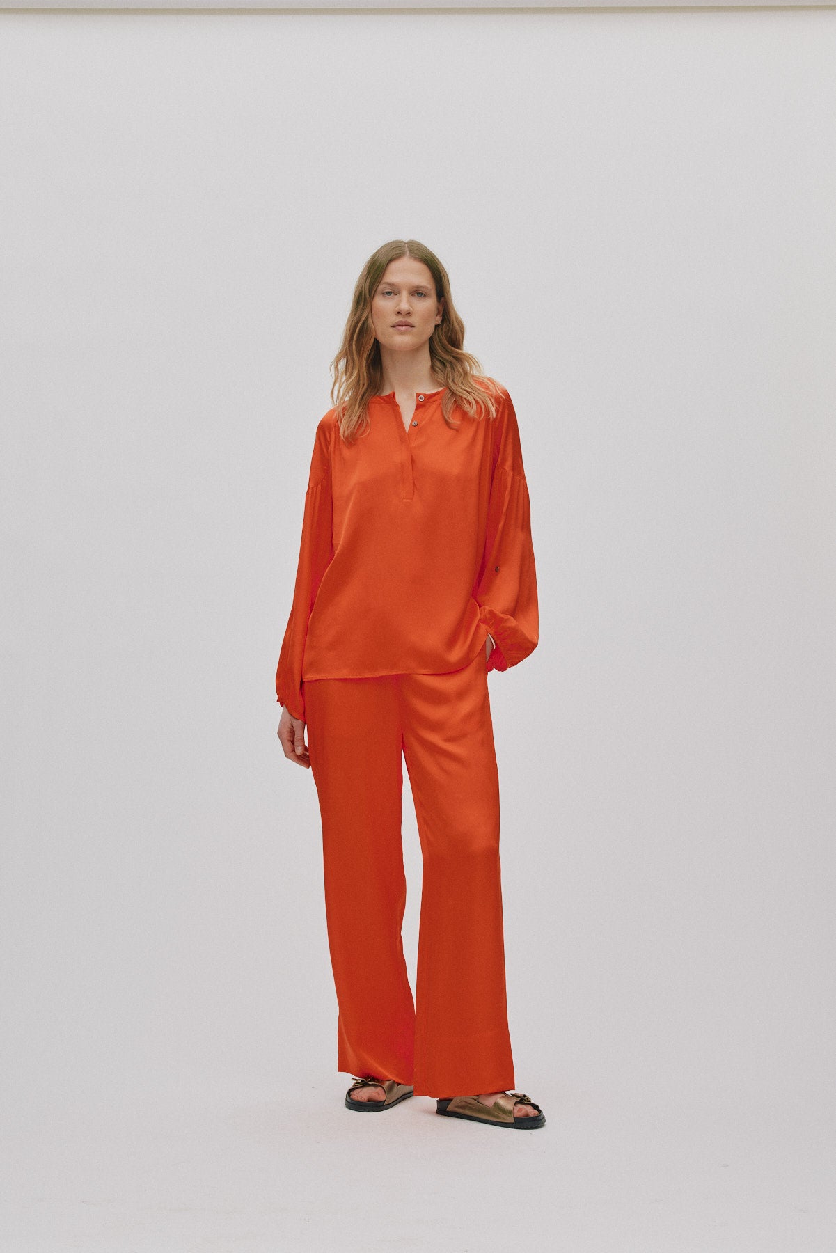 Alisa - Contrast lace wide leg pants I Deep mandarin 1 - Rabens Saloner