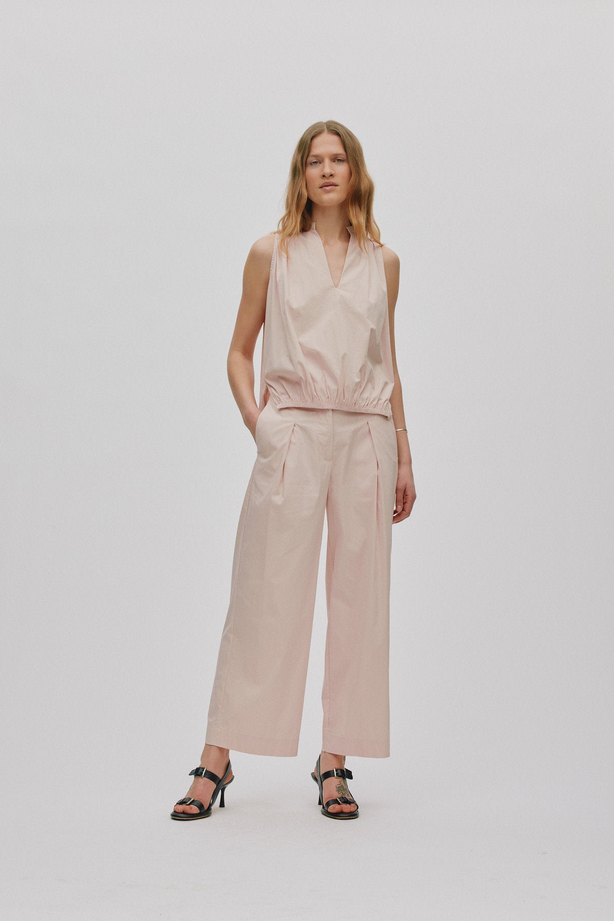 Enel - Papery parallel pants I Powder 1 - Rabens Saloner