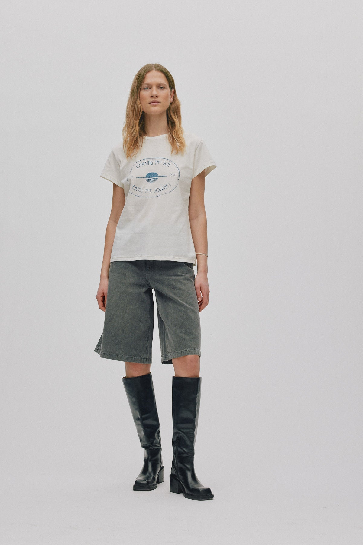 Ambla - Journey t-shirt I Chalk 1 - Rabens Saloner
