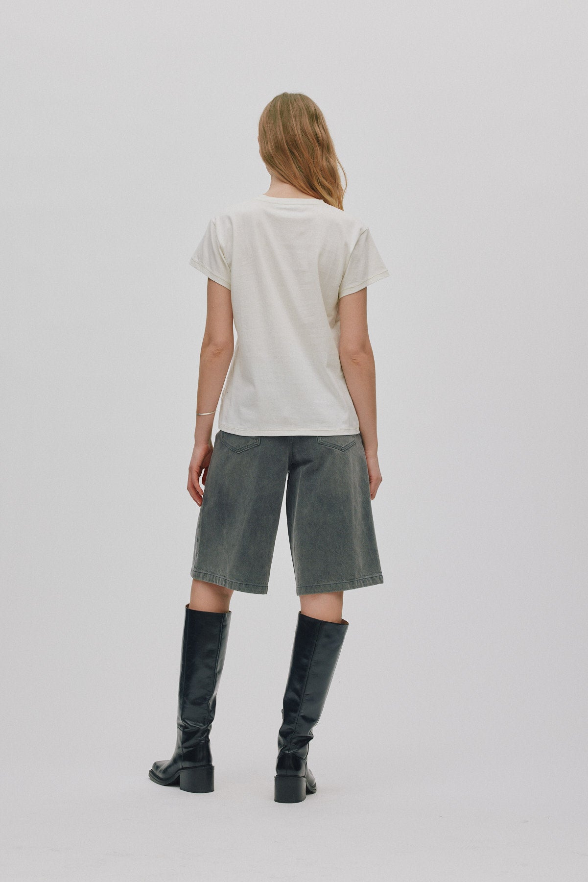 Ambla - Journey t-shirt I Chalk 3 - Rabens Saloner