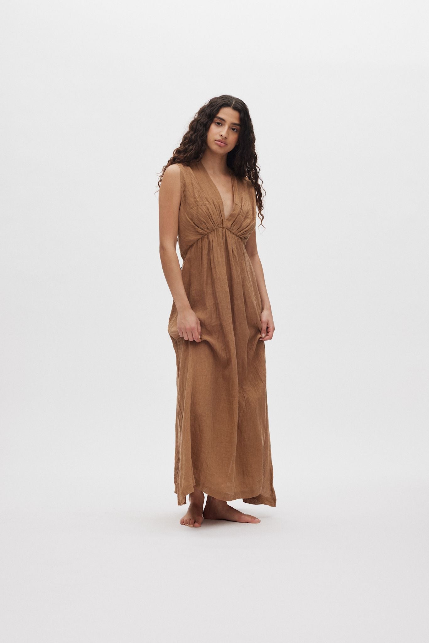Kimber - Crinkled dress I Walnut 4 - Rabens Saloner