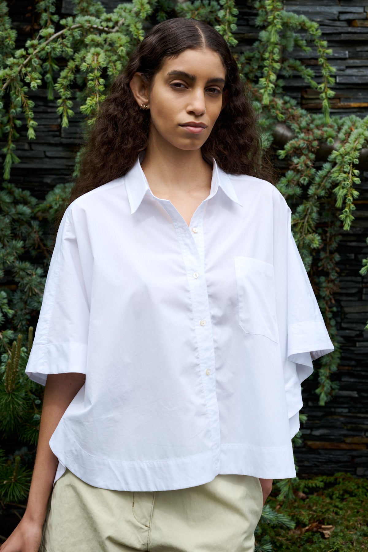Berte - Poplin curved hem shirt I White 5 - Rabens Saloner