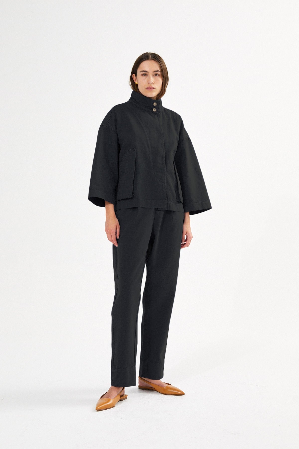 Raina - Canvas light pleat pant I Faded black 3 - Rabens Saloner