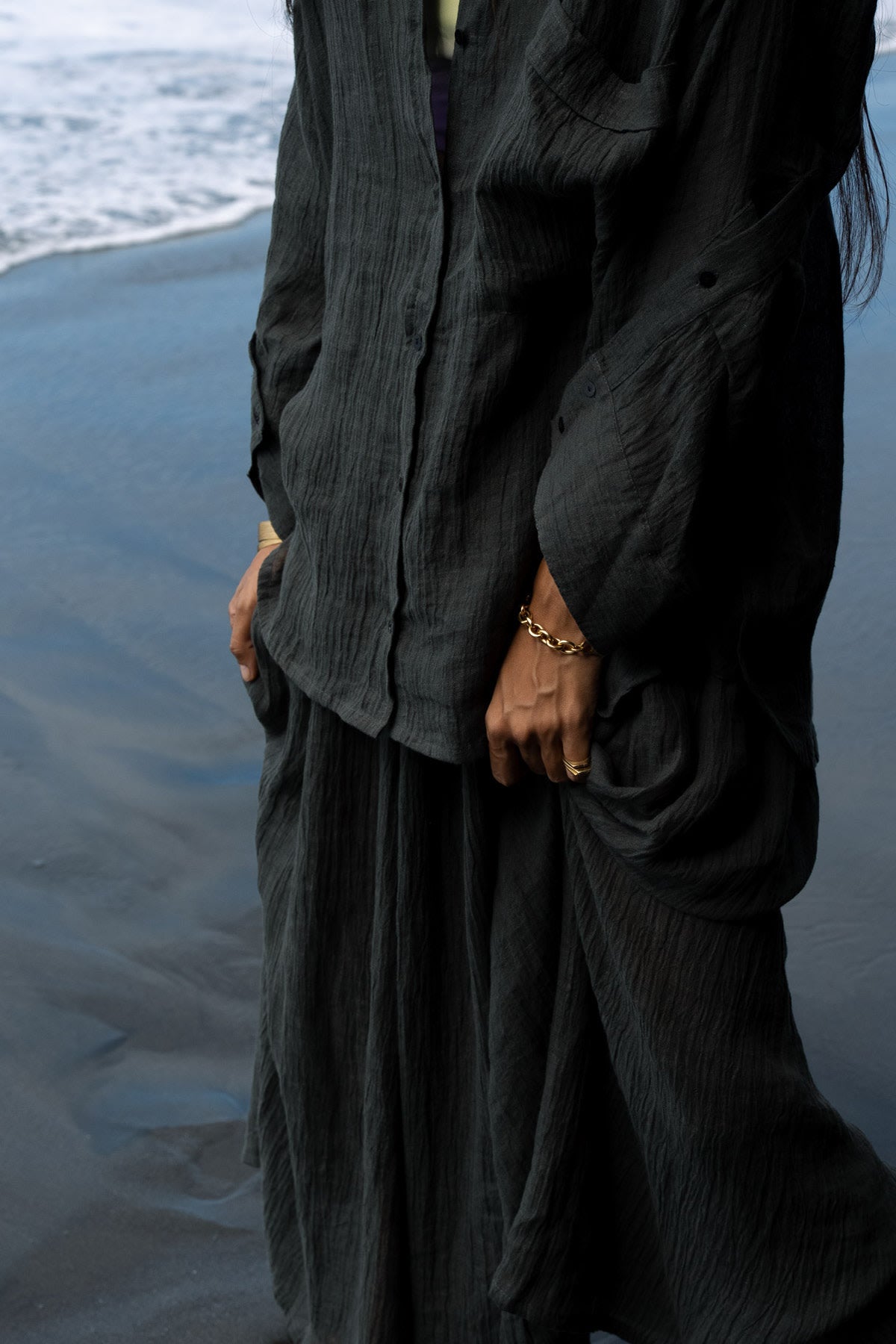 Jumana - Crinkled flared skirt I Faded black 6 - Rabens Saloner