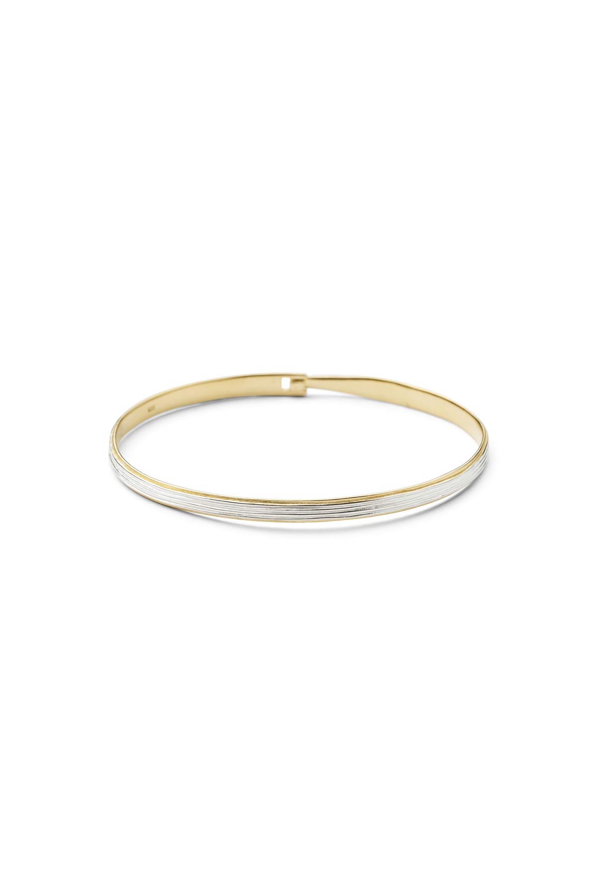 Slim hammered bracelet - Rabens Momento I Silver with Gold Silver with Gold 1 - Rabens Saloner