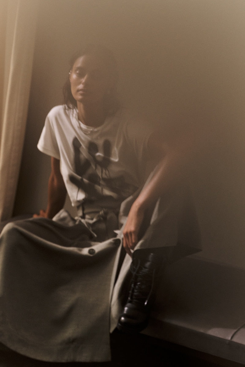 Ambla - Luxe t-shirt I Chalk 4 - Rabens Saloner