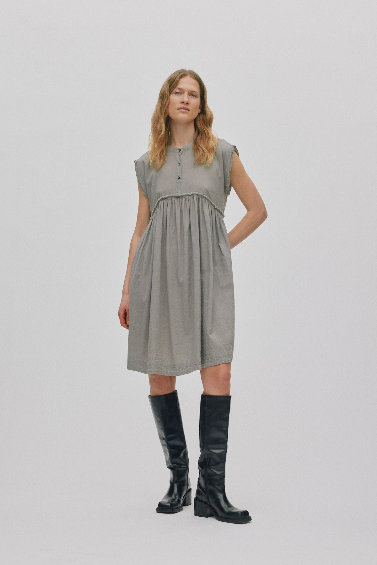 Devina - Cotton dress I Cement 2 - Rabens Saloner