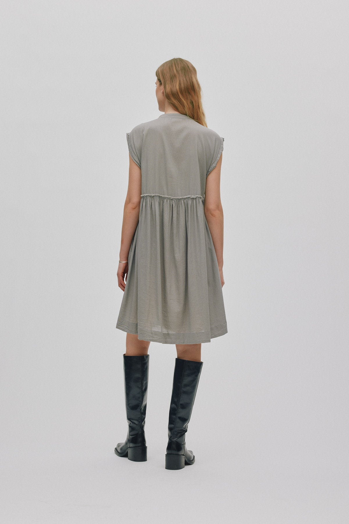 Devina - Cotton dress I Cement 9 - Rabens Saloner