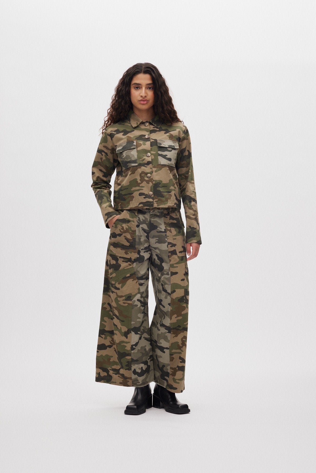 Niva - Camo patchwork pants I Camo combo 1 - Rabens Saloner