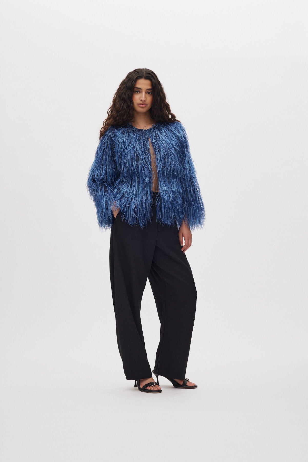 Safi- Plume blouse I PRE-ORDER I Navy 2 - Rabens Saloner