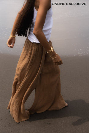 Karam - Crinkled wide leg pants I Walnut Walnut XS 1 - Rabens Saloner