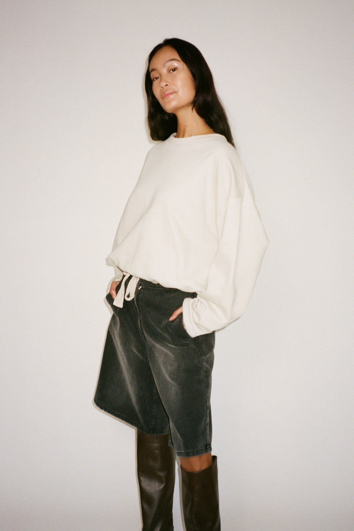 Sheela - Sweat drawstring top I Oyster 7 - Rabens Saloner