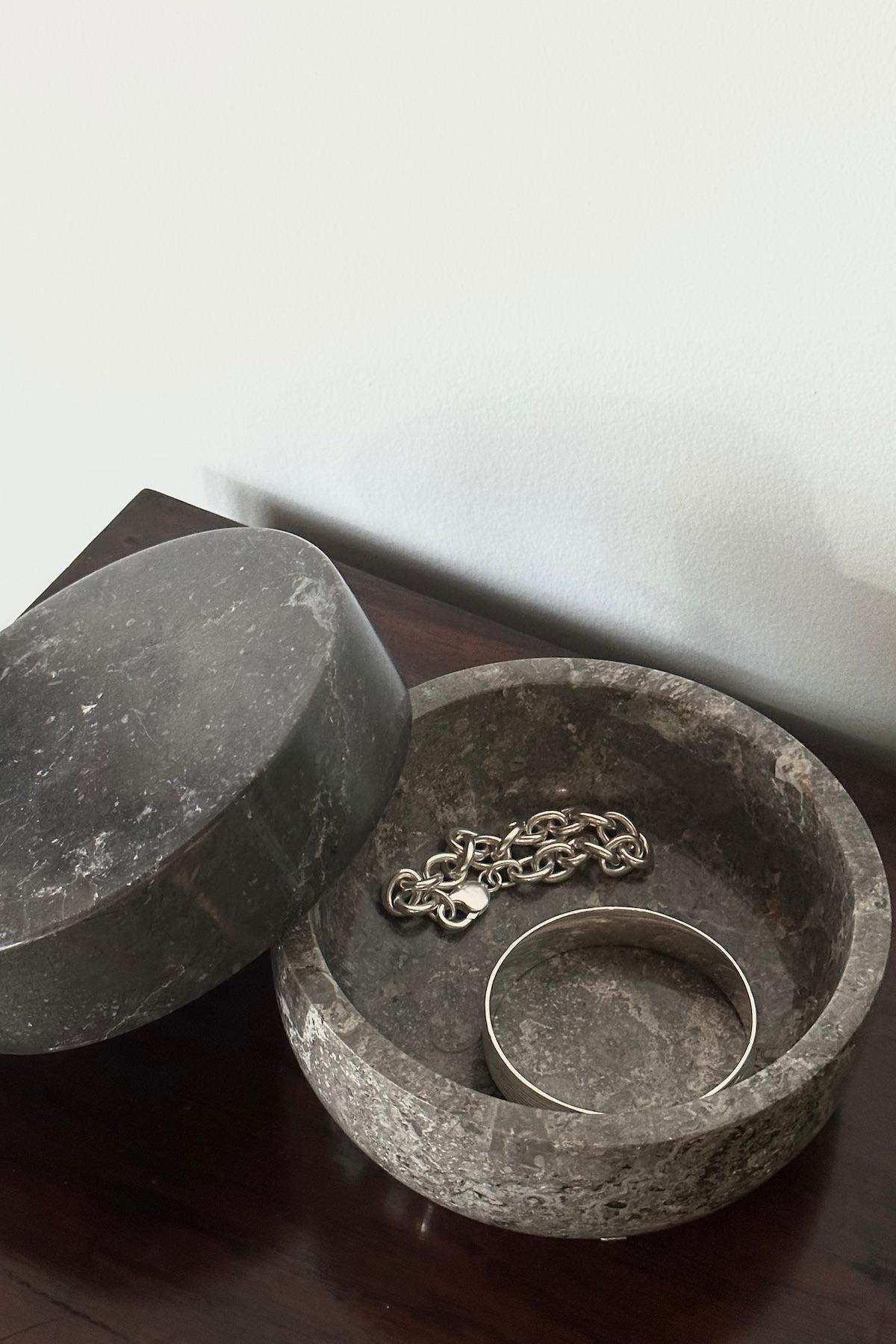 Two colored marble box - Marble box I Grey combo 2 - Rabens Saloner